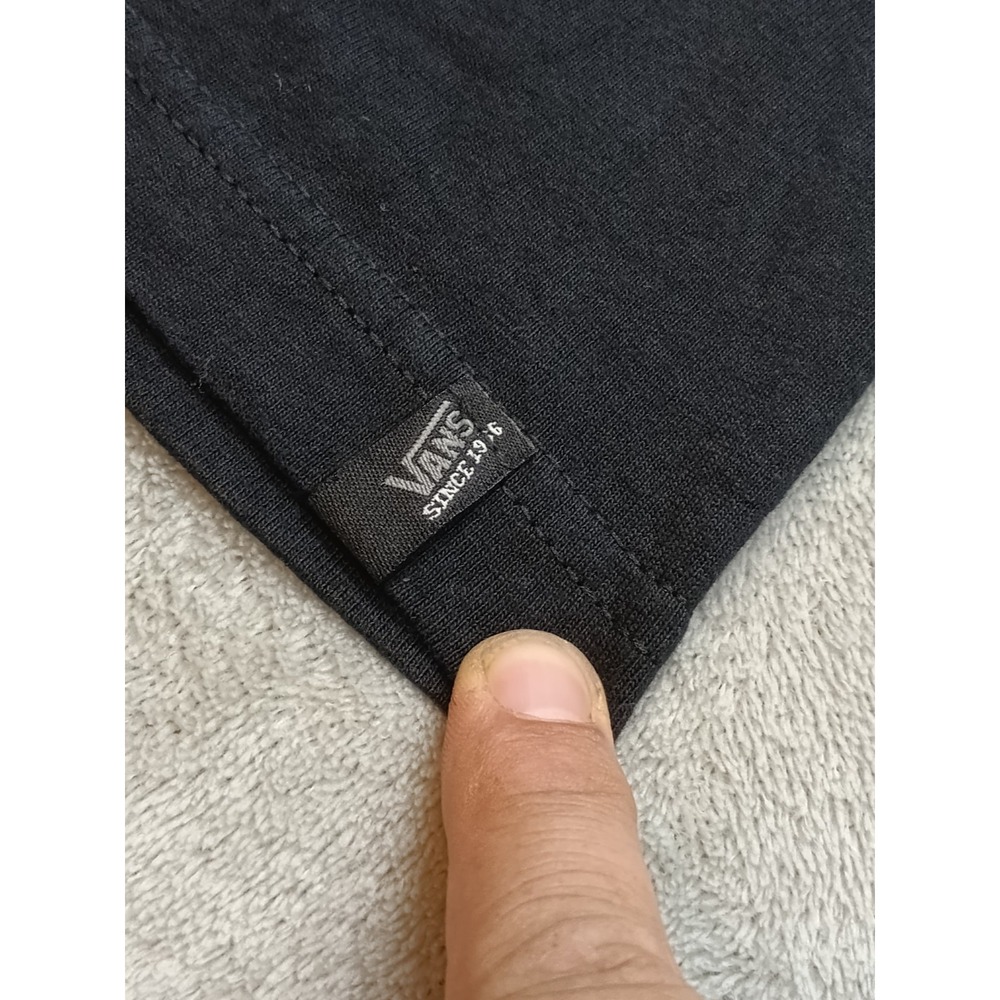 Vintage Vans Mens L (Fits M) Black Graphic T-shirt Y2K Grunge Skater Hip Hop - Picture 10 of 12